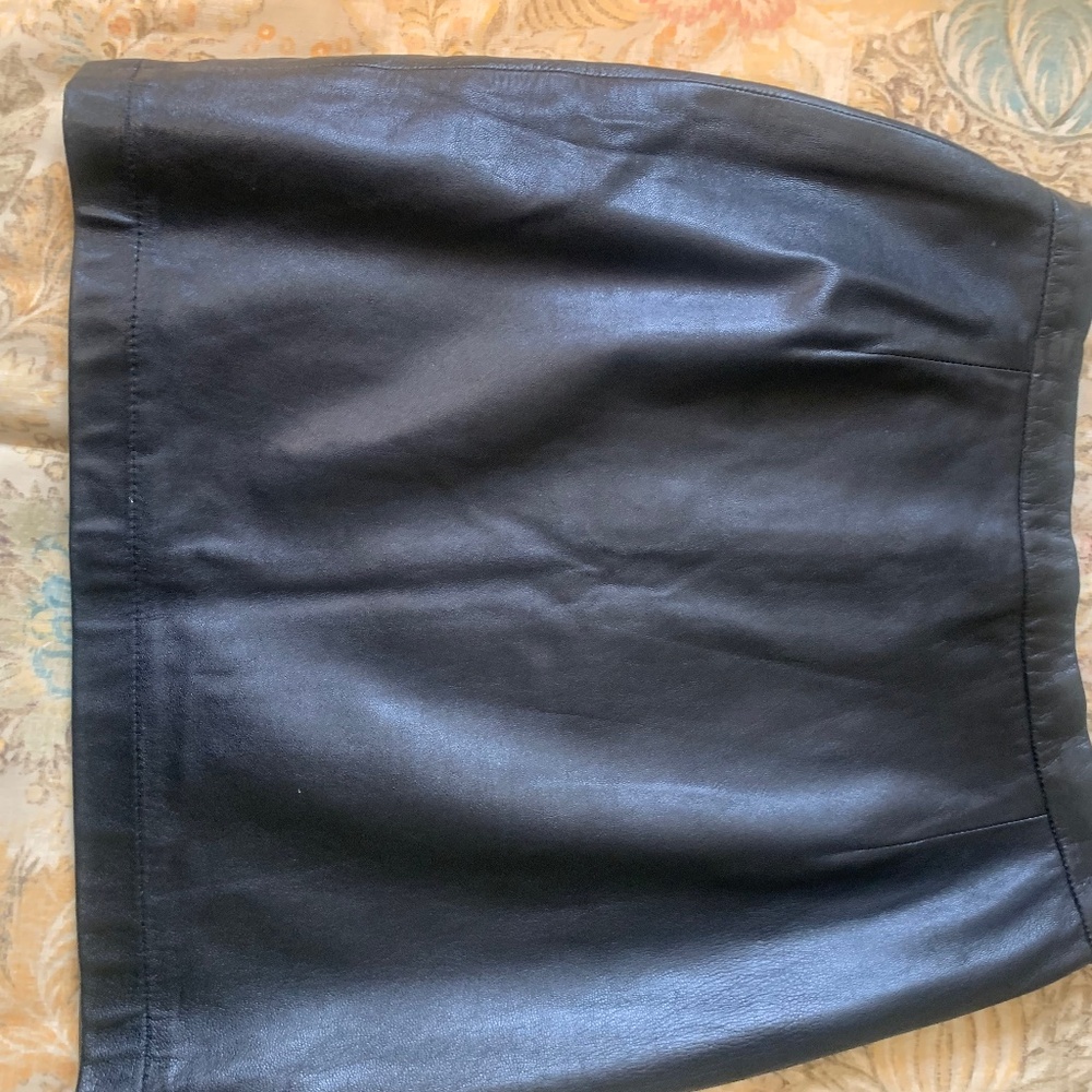 Michael Kors mini leather skirt